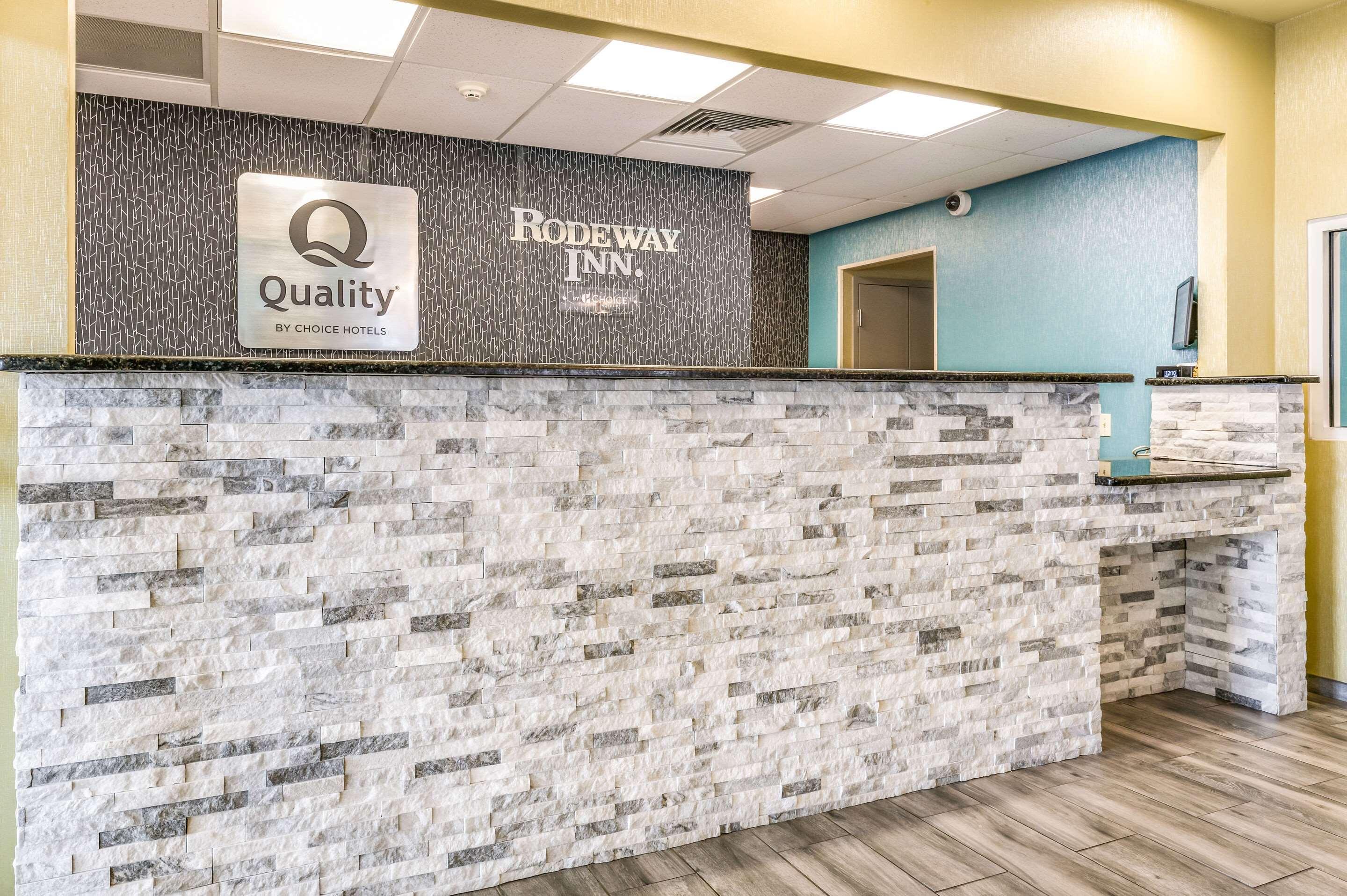 Quality Inn Poughkeepsie Exterior photo