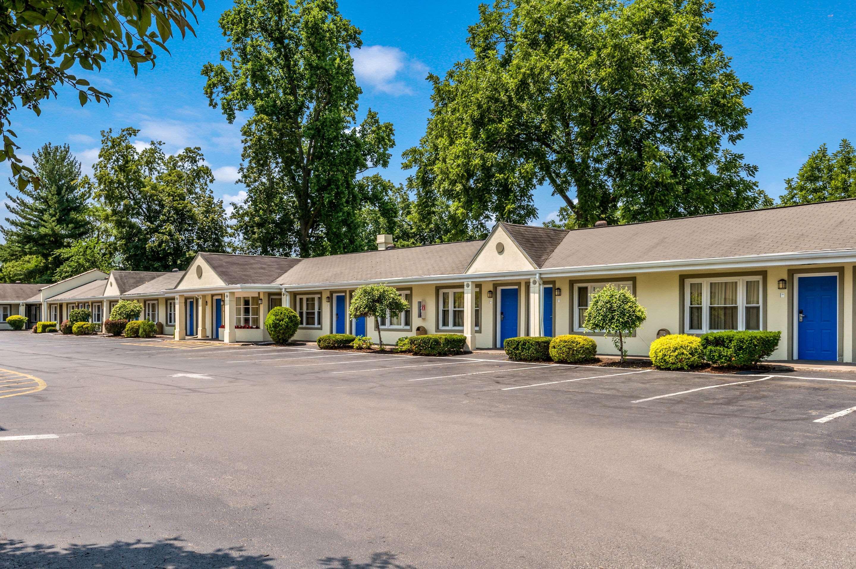 Quality Inn Poughkeepsie Exterior photo