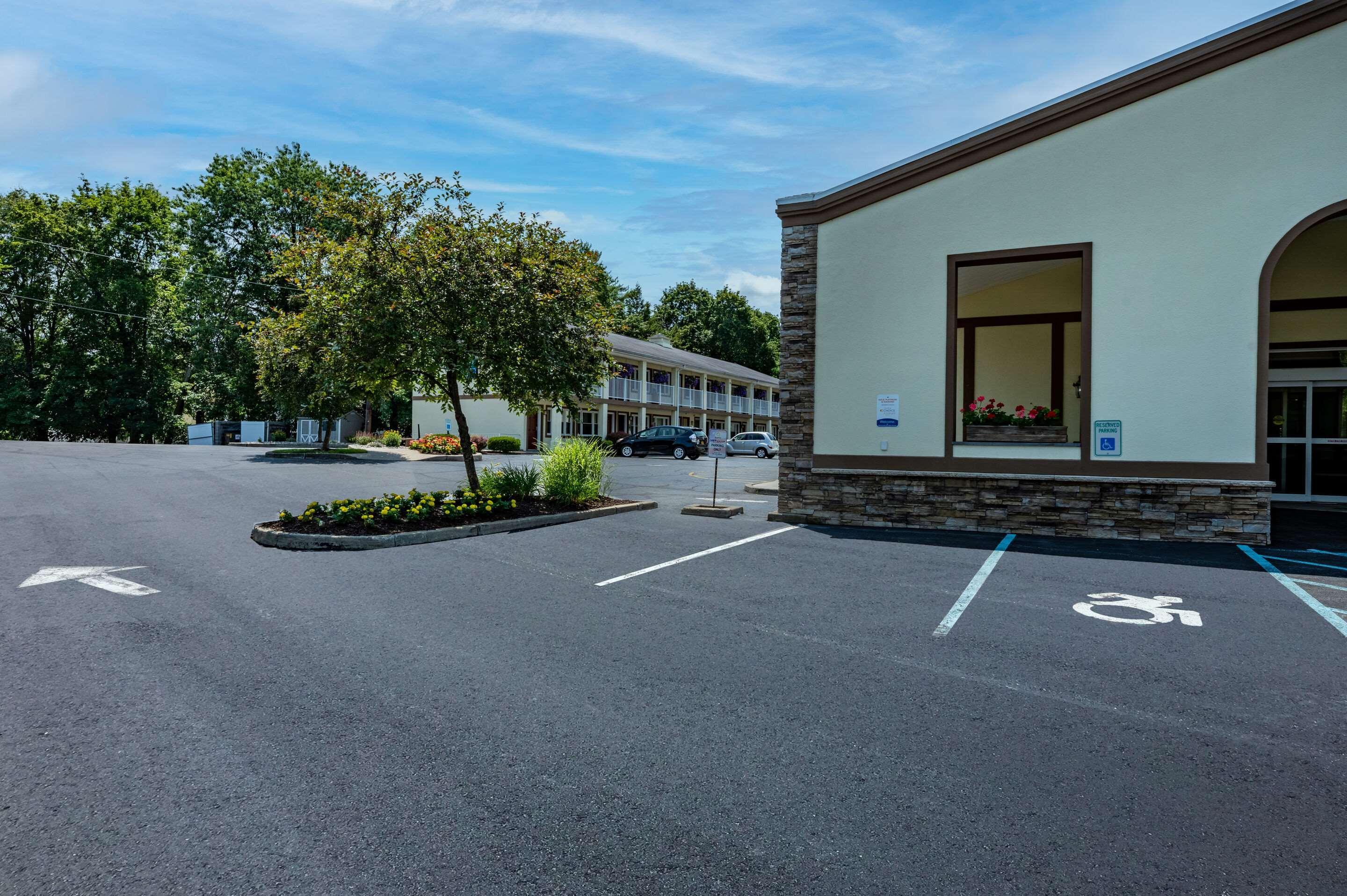 Quality Inn Poughkeepsie Exterior photo
