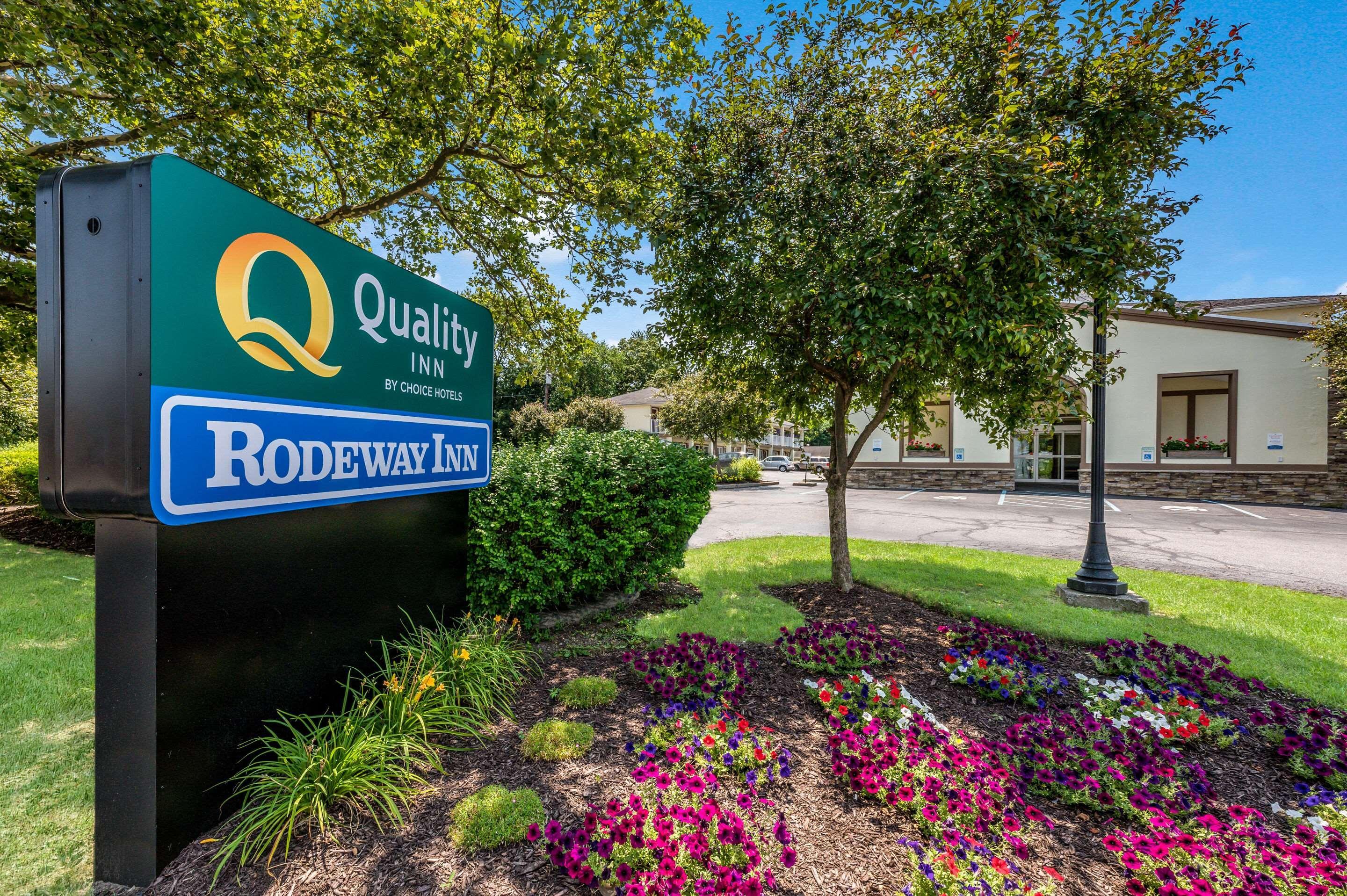 Quality Inn Poughkeepsie Exterior photo